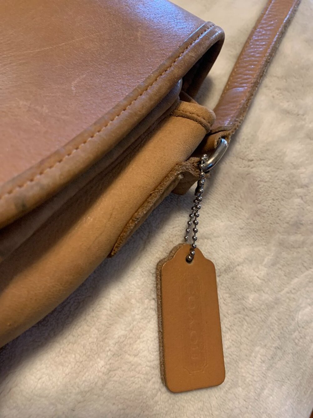 Vintage Coach Tan Leather Bag - Picture 6 of 7